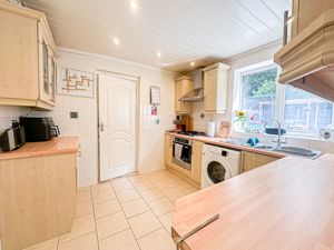 Photo 10- click for photo gallery